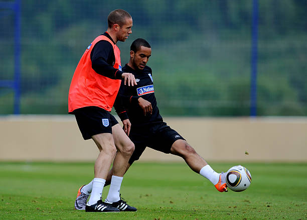 远非转会费 远非转会费