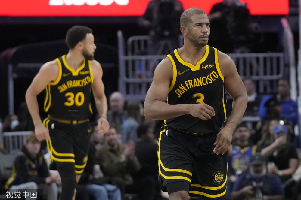 防守球员猝 防守球员猝