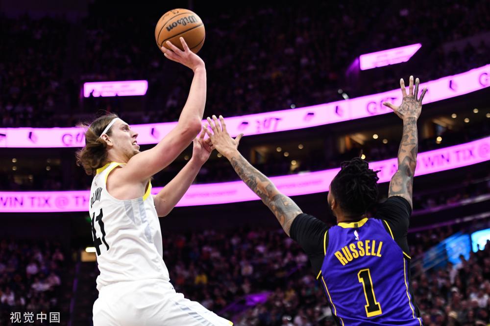 手造成困惑 手造成困惑