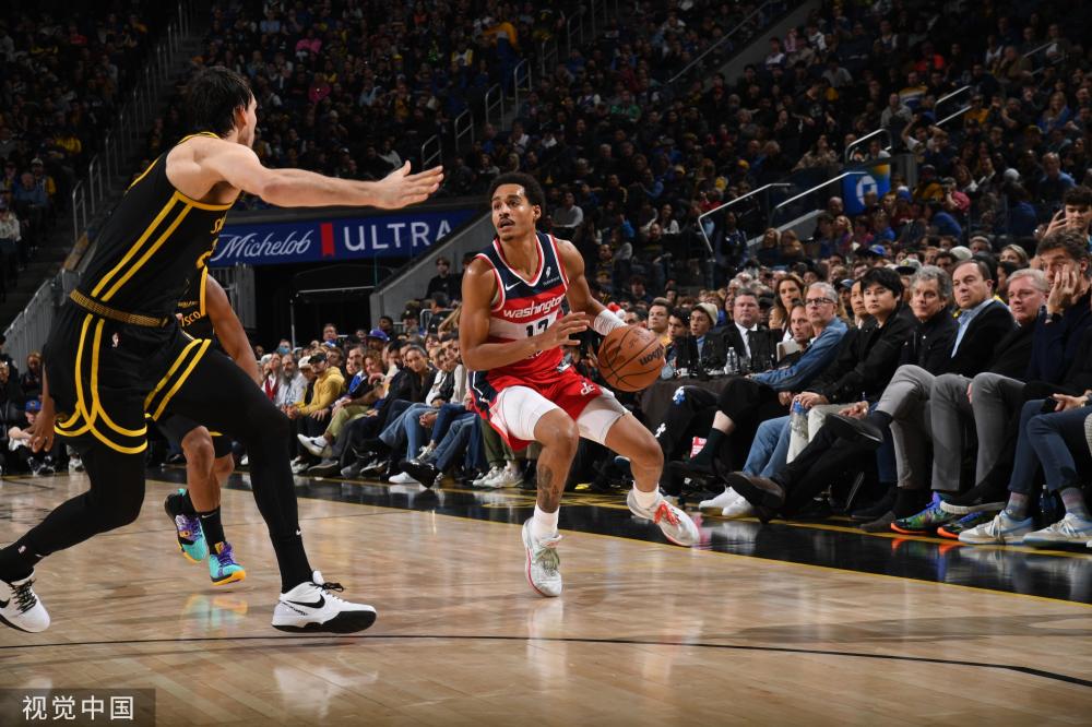 位队员都以 位队员都以