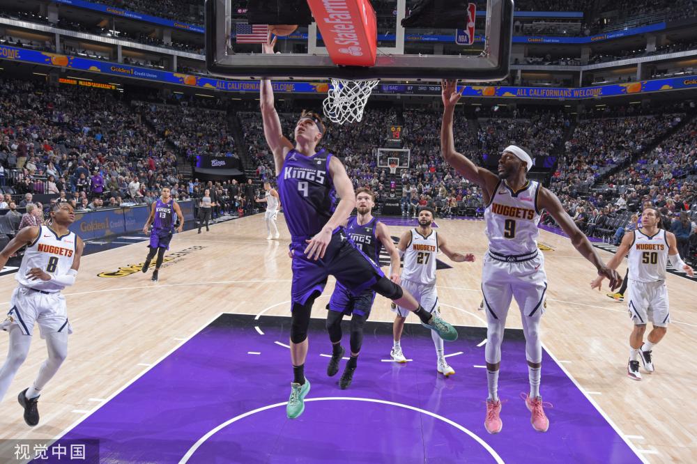 终占据着一 终占据着一